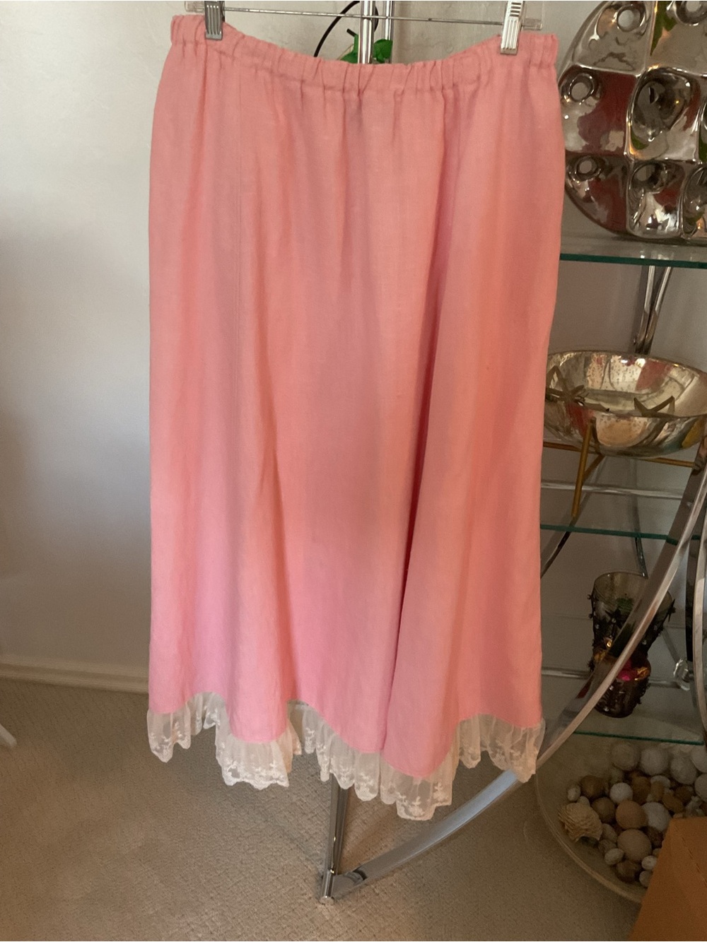Hearts Desire Pink Lace-Trim Midi Skirt - Women linen, spot on back.